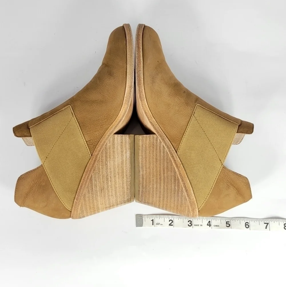 Eileen Fisher Leather Boots #657 Size 9